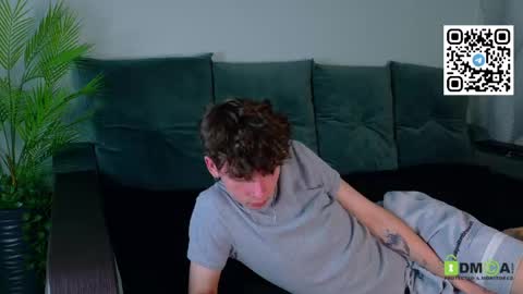 Snapshot of mark_safr chatting on 05-20-26, 09:59 Mark online show from 05-20-26, 09:59