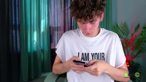 Mark online show from 06-19-26, 02:49