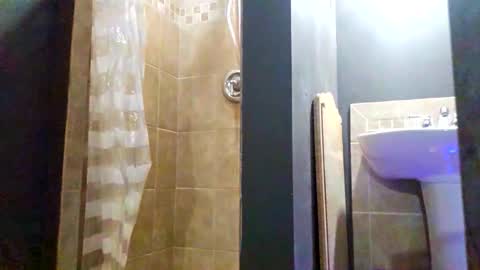 Snapshot of markjomes chatting on 01-17-26, 09:14 Mark Jomes online show from 01-17-26, 09:14