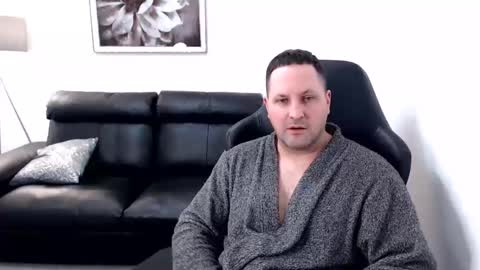 Snapshot of marko66999 chatting on 11-15-25, 11:07 Master online show from 11-15-25, 11:07