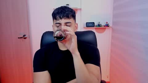 Snapshot of markpotier chatting on 02-10-26, 04:49 MARK online show from 02-10-26, 04:49