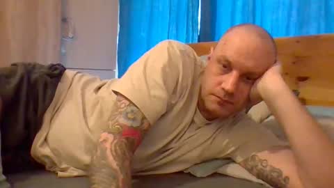 markus_7 online show from 04-01-26, 09:21