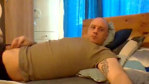 markus_7 online show from 06-08-26, 01:44
