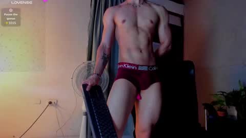 markuss___ online show from 09-28-25, 01:33