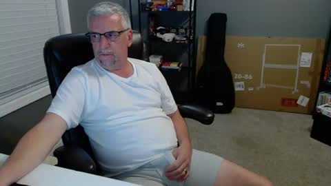 Snapshot of marky0029 chatting on 07-09-26, 02:37 marky0029 online show from 07-09-26, 02:37