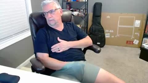 Snapshot of marky0029 chatting on 07-10-26, 02:27 marky0029 online show from 07-10-26, 02:27