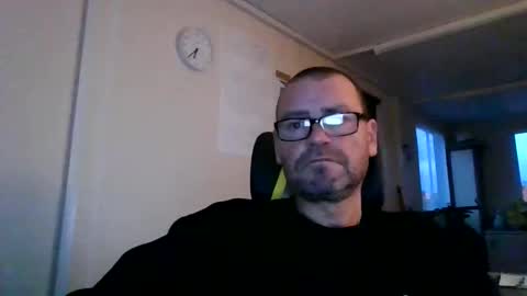 Snapshot of markyhowudoin chatting on 11-01-25, 06:37 markyhowudoin online show from 11-01-25, 06:37