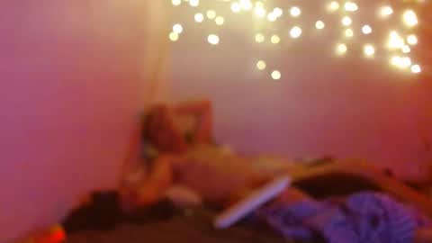 markymark101825061 online show from 01-01-25, 09:17