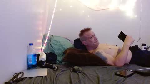 markymark101825061 online show from 02-14-25, 07:49