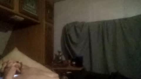 markymark101825061 online show from 12-19-25, 08:21