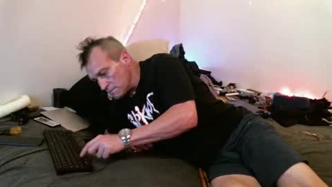 MarkyMark7169 online show from 03-07-25, 10:13