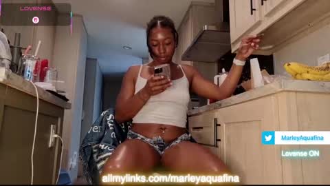 MarleyAquafina online show from 09-25-25, 01:59