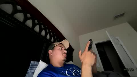 marlonnolascotabora15 online show from 04-19-26, 12:26