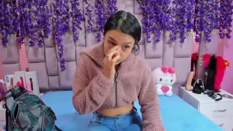 Snapshot of marlyanal chatting on 01-31-25, 01:12 Marly Anal  online show from 01-31-25, 01:12