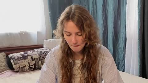 Snapshot of marquitamergel chatting on 05-31-26, 10:33 Andriella online show from 05-31-26, 10:33