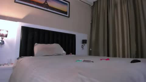 -- Mari -- online show from 02-20-26, 10:05