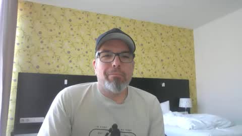 Snapshot of marriedcock1980 chatting on 09-20-25, 11:33 marriedcock1980 online show from 09-20-25, 11:33