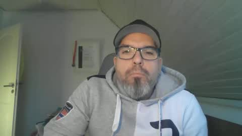 Snapshot of marriedcock1980 chatting on 12-01-25, 07:13 marriedcock1980 online show from 12-01-25, 07:13