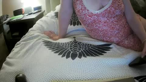 Snapshot of marriedcouple9 chatting on 02-11-25, 03:40 Jess and Nick online show from 02-11-25, 03:40