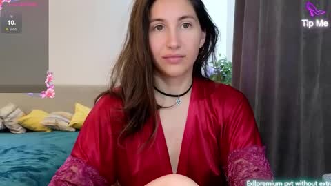 marrycolins online show from 10-24-25, 03:58