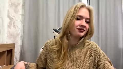 May online show from 06-08-26, 02:39