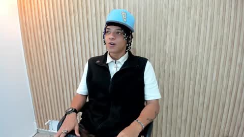 MARSHALL online show from 09-15-25, 01:22