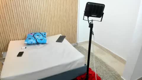 MARSHALL online show from 09-30-25, 03:17