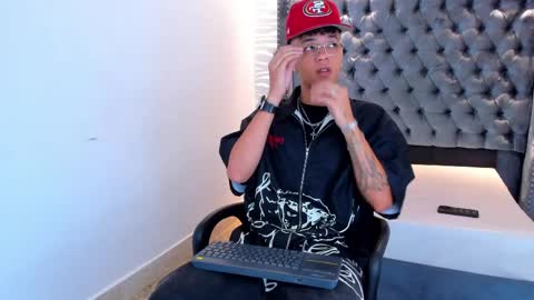 MARSHALL online show from 04-01-26, 01:12