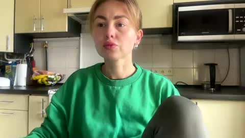 Marta online show from 04-21-26, 12:00