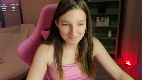 Snapshot of marthalune chatting on 09-28-25, 10:09 Martha online show from 09-28-25, 10:09