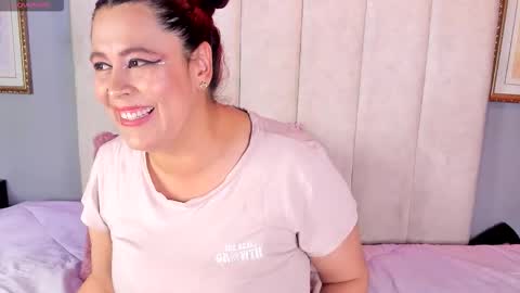 Marthina  online show from 11-15-25, 12:02