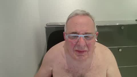 Snapshot of martin_1947 chatting on 03-16-26, 09:30 martin_1947 online show from 03-16-26, 09:30