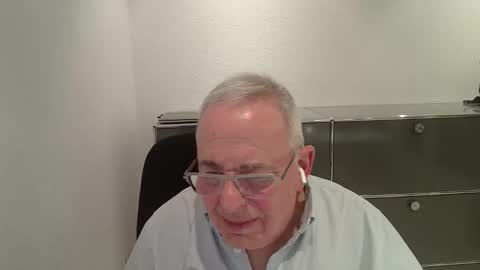 Snapshot of martin_1947 chatting on 03-23-26, 07:18 martin_1947 online show from 03-23-26, 07:18
