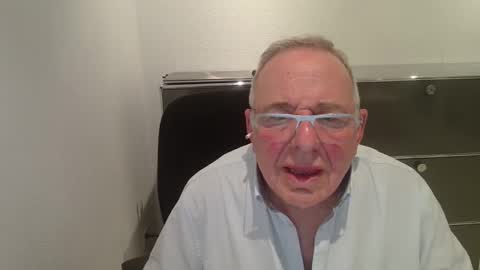 martin_1947 online show from 05-22-26, 07:30