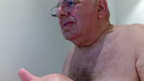 martin_1947 online show from 07-18-26, 08:45