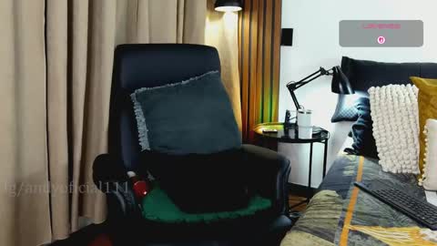 Snapshot of martin_colby05 chatting on 05-19-26, 01:56 ONLYFANS Sotoandres modelo independiente online show from 05-19-26, 01:56