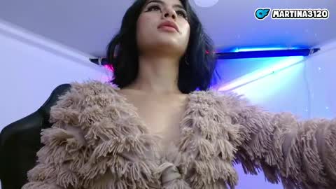 100 explicit here. follow  online show from 04-17-26, 06:55