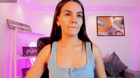 Martina online show from 04-18-26, 11:14