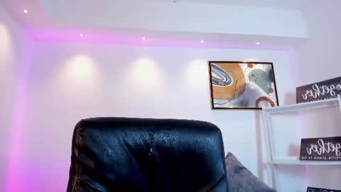 Martina online show from 07-30-26, 11:09