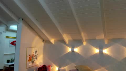 martina mIIler online show from 04-10-26, 12:32