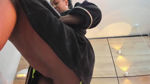 Snapshot of martina_touss chatting on 02-05-25, 04:06 martina touss online show from 02-05-25, 04:06