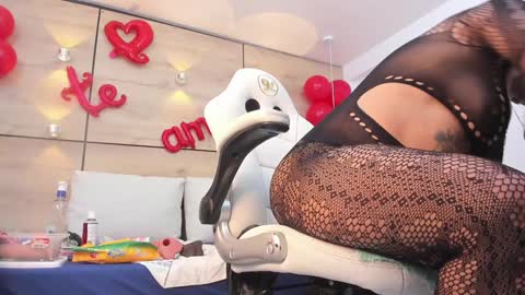 Snapshot of martina_touss chatting on 02-08-25, 03:19 martina touss online show from 02-08-25, 03:19