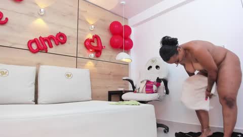 Snapshot of martina_touss chatting on 02-08-25, 09:24 martina touss online show from 02-08-25, 09:24