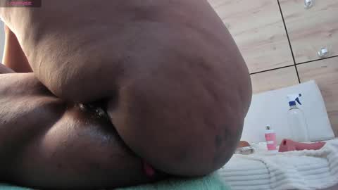 Snapshot of martina_touss chatting on 02-24-25, 02:19 martina touss online show from 02-24-25, 02:19