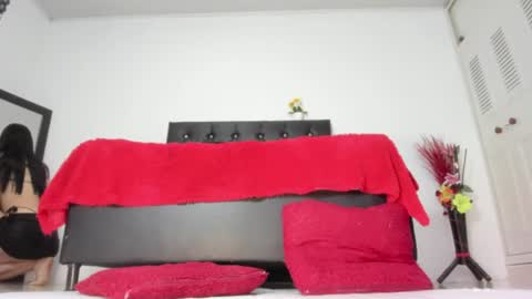 Snapshot of martinaclark chatting on 07-26-26, 03:36 Martina online show from 07-26-26, 03:36