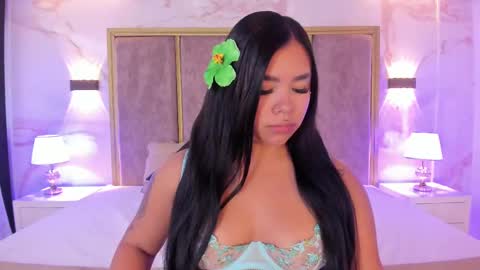 Martina Garcia online show from 11-06-25, 07:37