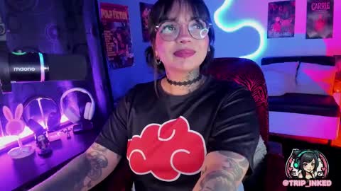 Snapshot of martinarouseee chatting on 12-03-24, 12:02 Val online show from 12-03-24, 12:02