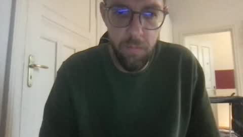 martinmagic467659 online show from 02-10-26, 08:51