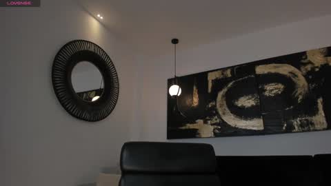 Snapshot of martinnabonnet chatting on 01-05-25, 10:32 Martinna Bonnet online show from 01-05-25, 10:32