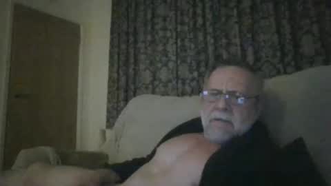 martinrgbxxxx online show from 02-12-26, 10:27